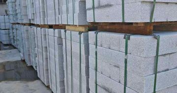 益阳芝麻白路牙石，路侧石