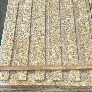 益阳黄金麻盲道 石材盲道