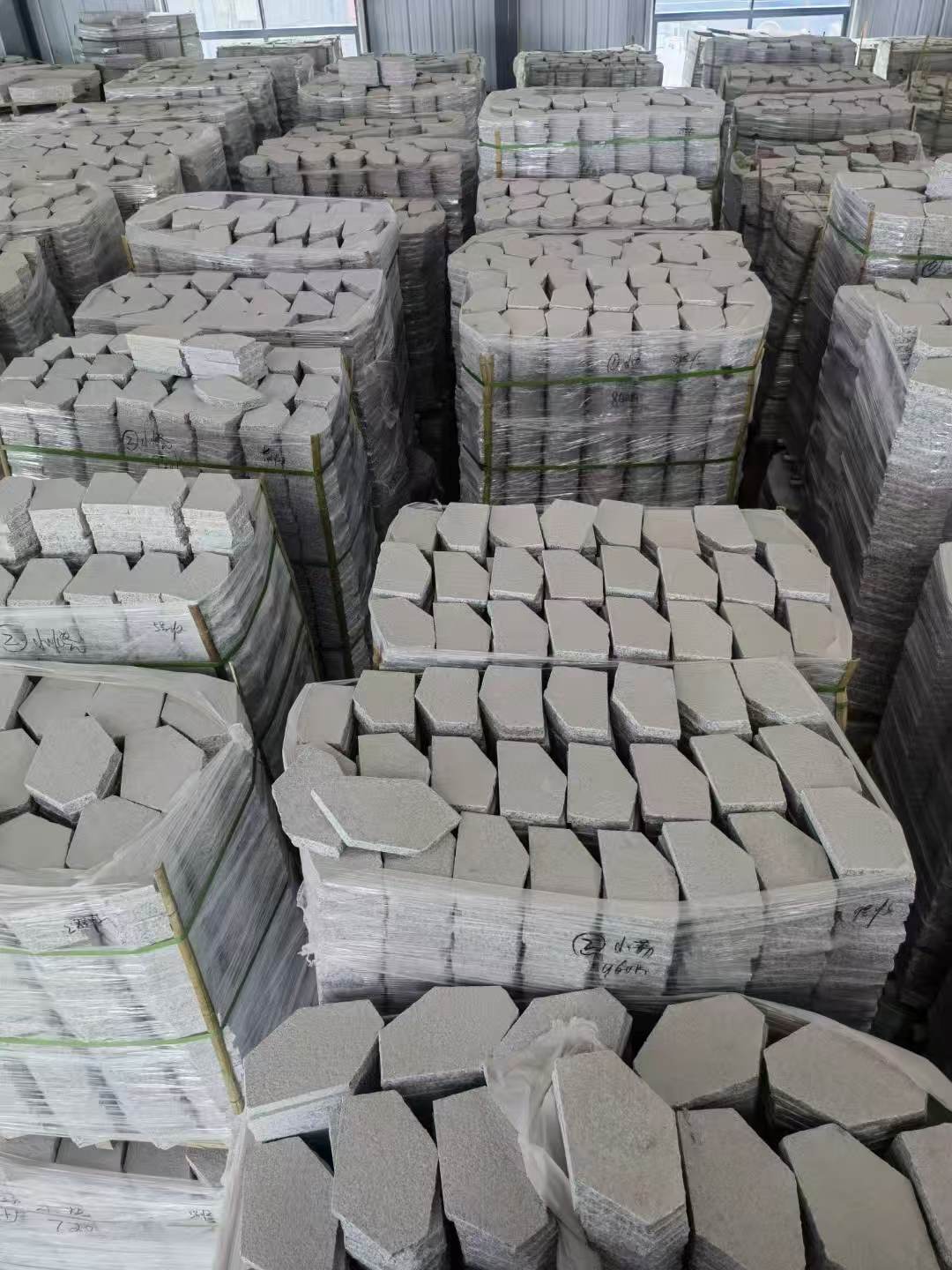 益阳芝麻白石材冰裂纹，碎拼。