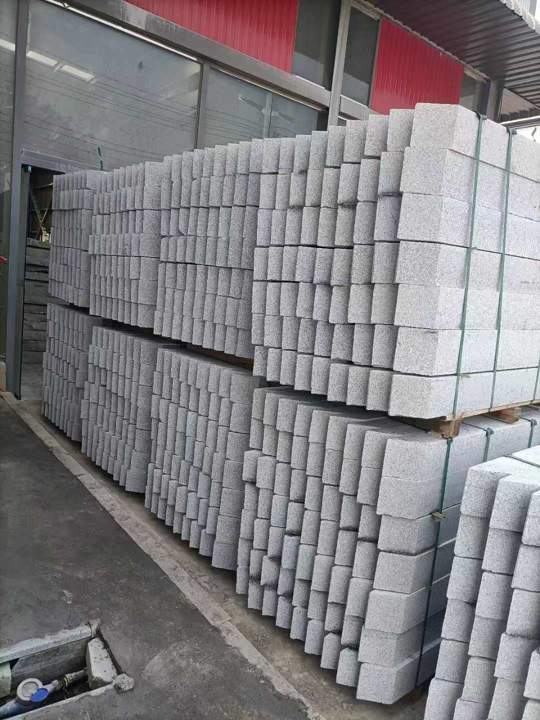益阳芝麻白树围石 树池