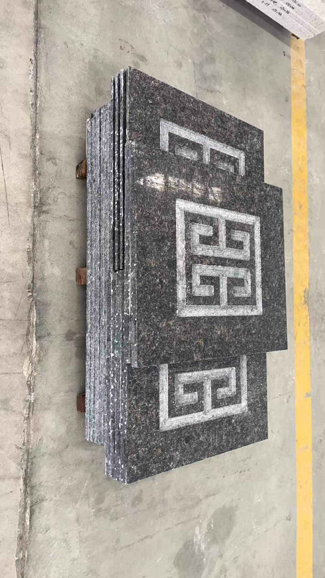益阳英国棕回纹雕刻版
