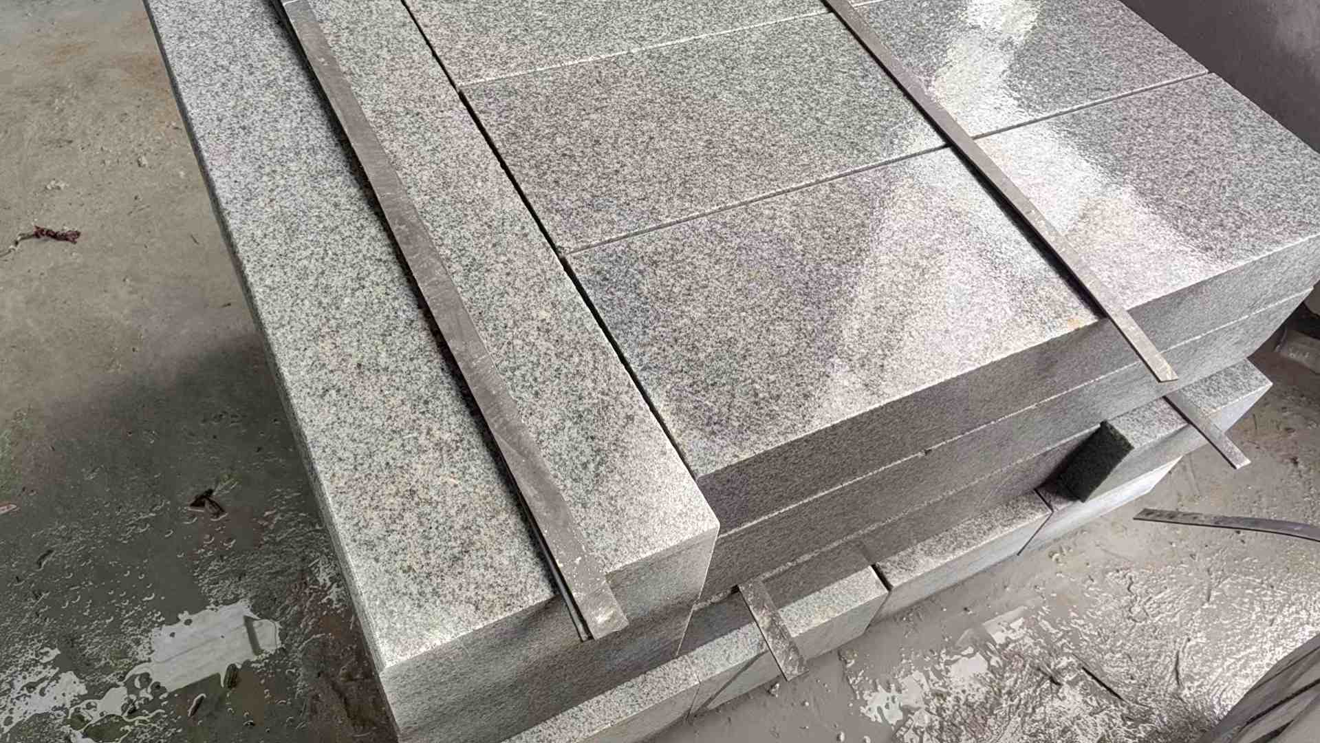 益阳芝麻灰 芝麻白 路牙石 路侧石 马路牙子